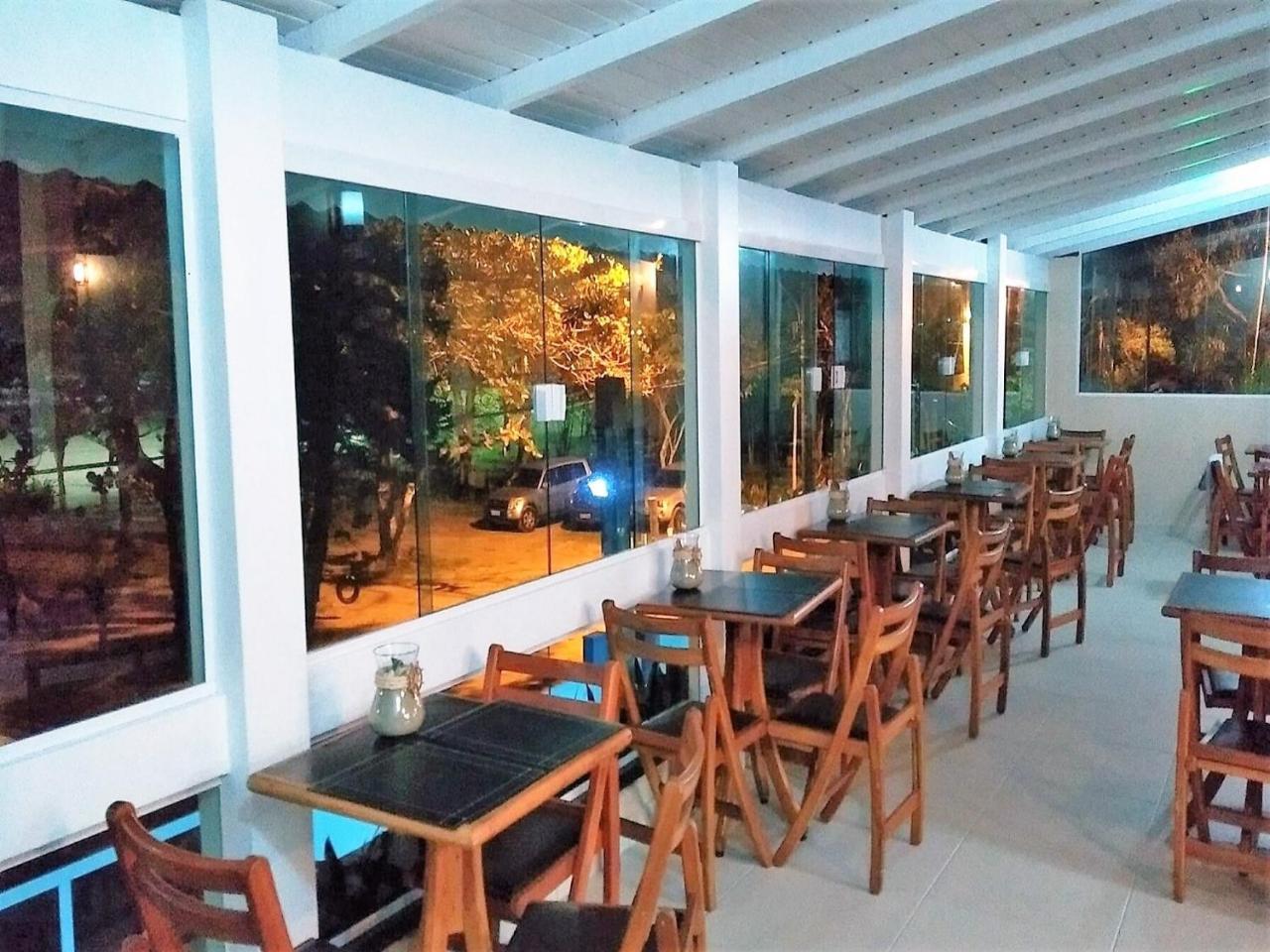 Pousada Vistazul - Piscina Climatizada - Pe Na Areia Bertioga Exterior foto